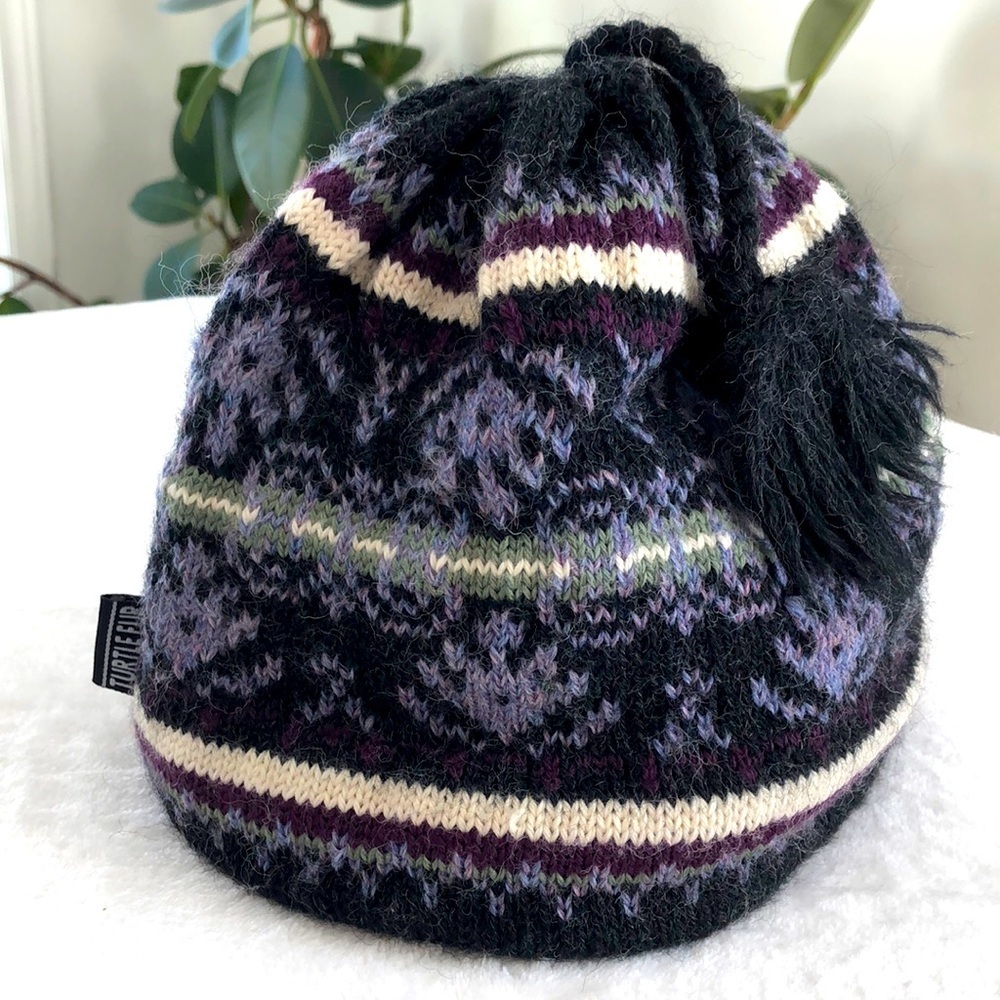 Turtle Fur Wool Winter Hat. Size Medium/Large